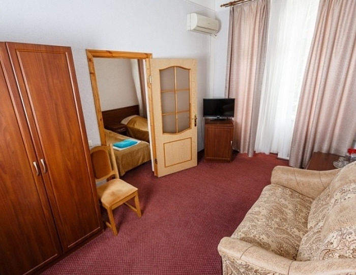 2-х местный 2-х комнатный «Улучшенный» - Санаторий «Центр-Союз» Ессентуки